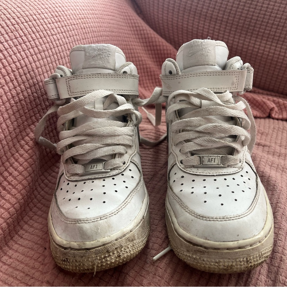 High top Air Force 1s